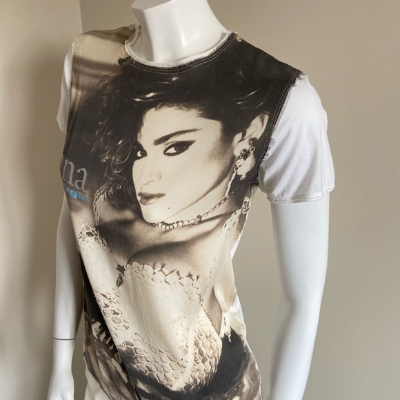 UNISEX Dolce & Gabbana tee - Picture 2 of 10